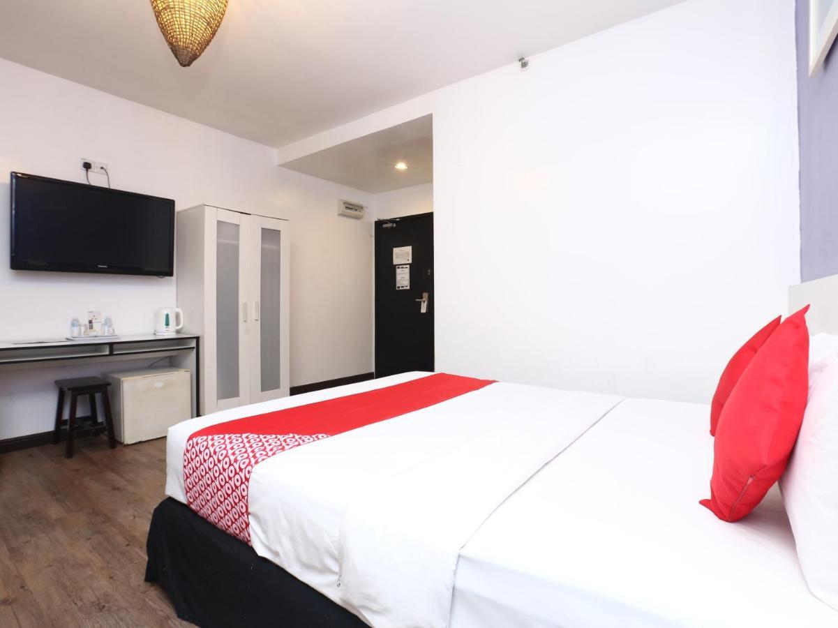 Capital O Ridel Hotel Кота-Бару Екстер'єр фото