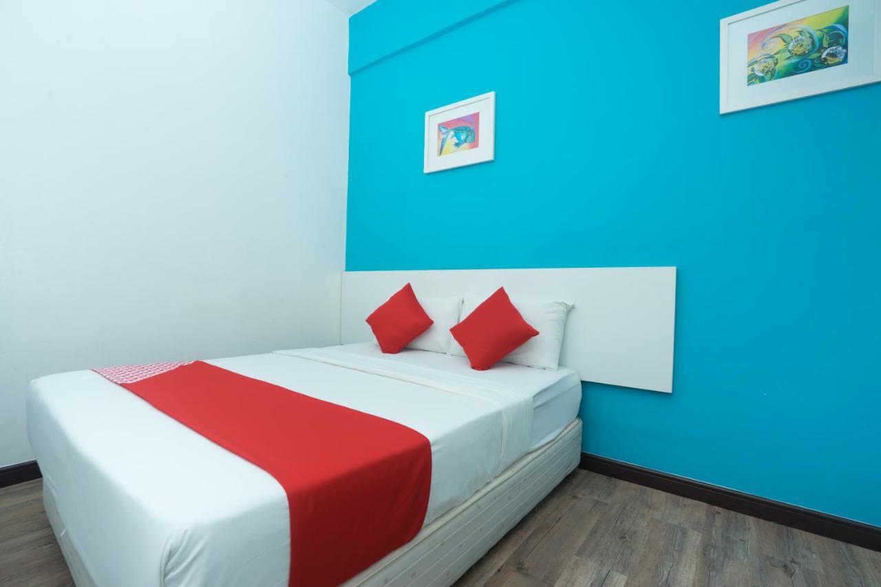 Capital O Ridel Hotel Кота-Бару Екстер'єр фото