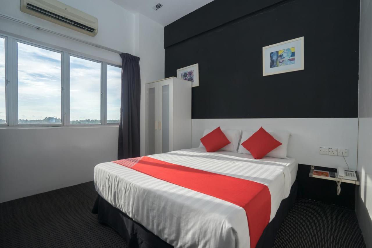 Capital O Ridel Hotel Кота-Бару Екстер'єр фото