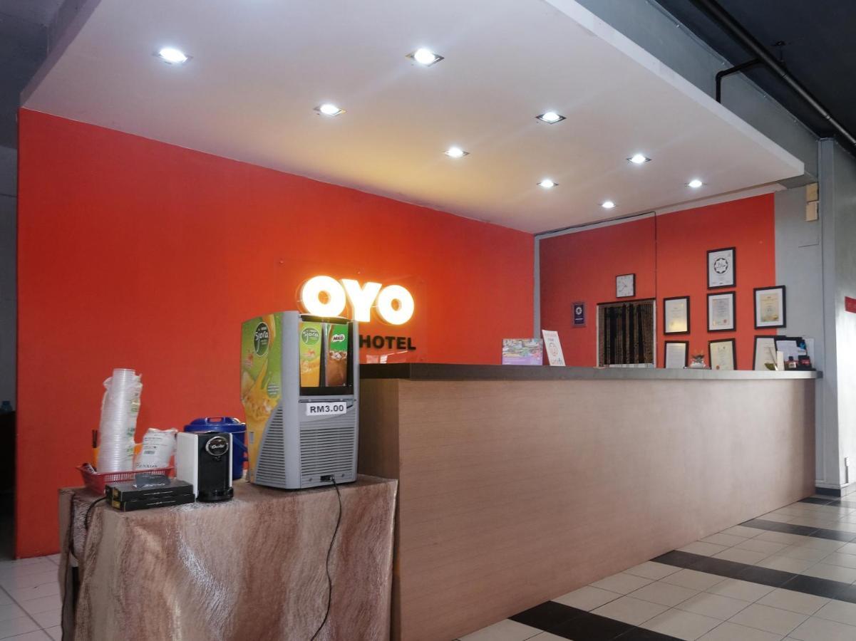 Capital O Ridel Hotel Кота-Бару Екстер'єр фото