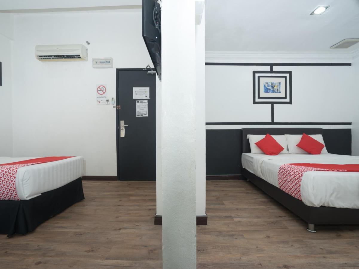 Capital O Ridel Hotel Кота-Бару Екстер'єр фото